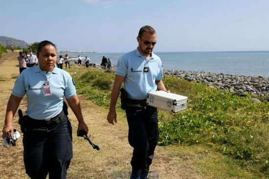 馬航MH370殘骸檢測電子顯微鏡立功